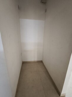 2 BHK + Pooja Room,Extra Room Apartment For Rent in Lodha Downtown