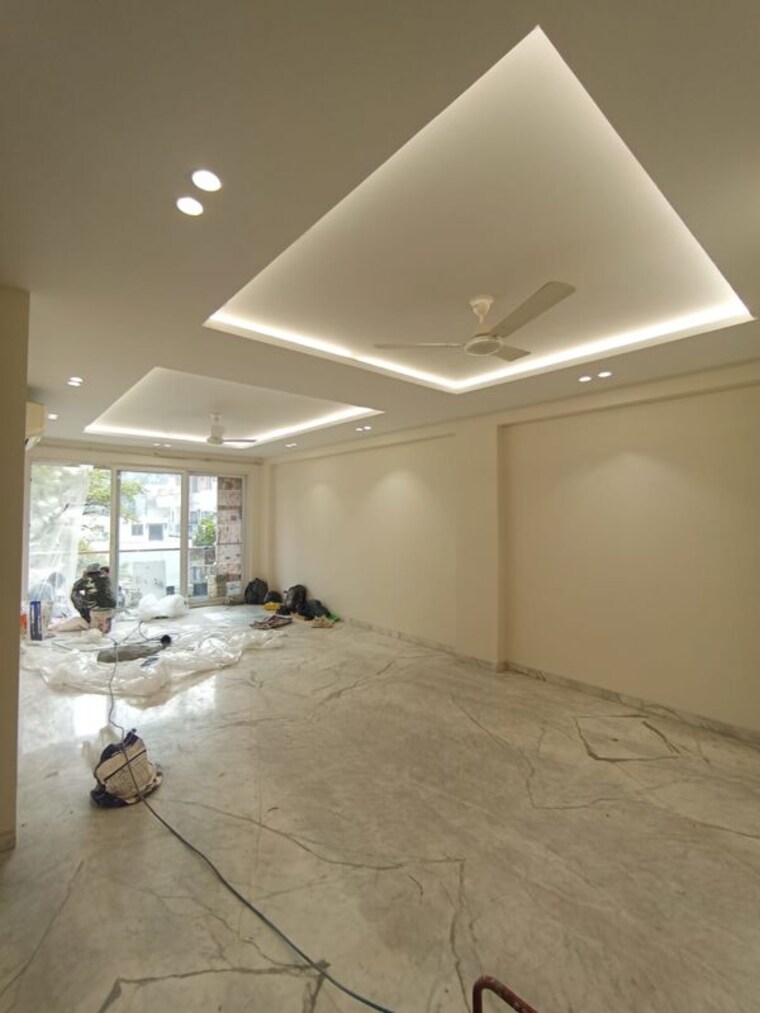 Room, greater kailash ii 3 Bedroom 2500 Sq.Ft. Apartment In Greater Kailash ii Delhi 10123064