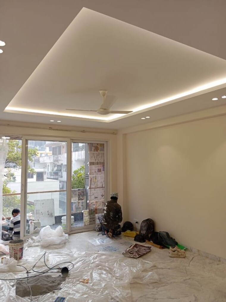 Room, greater kailash ii 3 Bedroom 2500 Sq.Ft. Apartment In Greater Kailash ii Delhi 10123064
