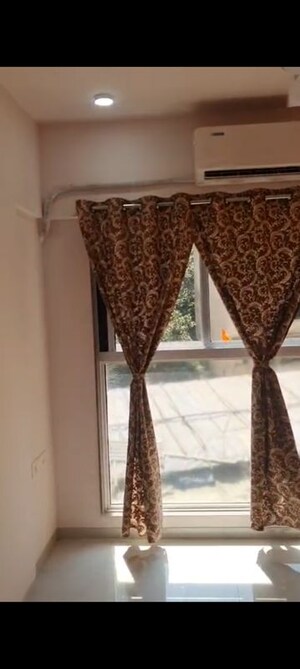 Furnished Amenities in 1 BHK Apartment at Kurla East – for Rent