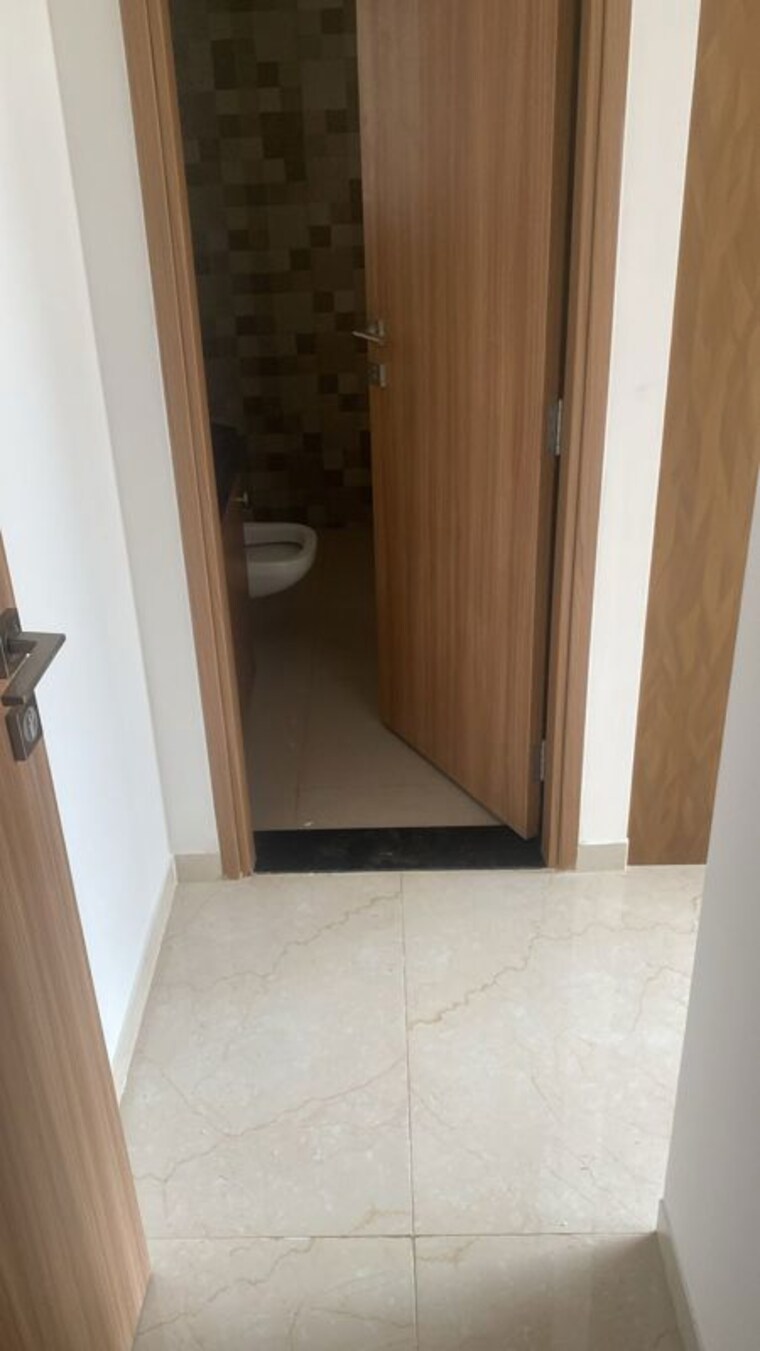 Bathroom, godrej-urban-park 2 Bedroom 665 Sq.Ft. Apartment In Chandivali Mumbai 10160927