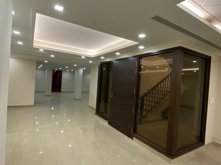 Room, panchsheel park 4 Bedroom 4500 Sq.Ft. Apartment In Panchsheel Park Delhi 10055408