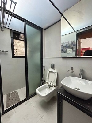 Bathroom in 1 BHK Apartment at Andheri West – for Rent