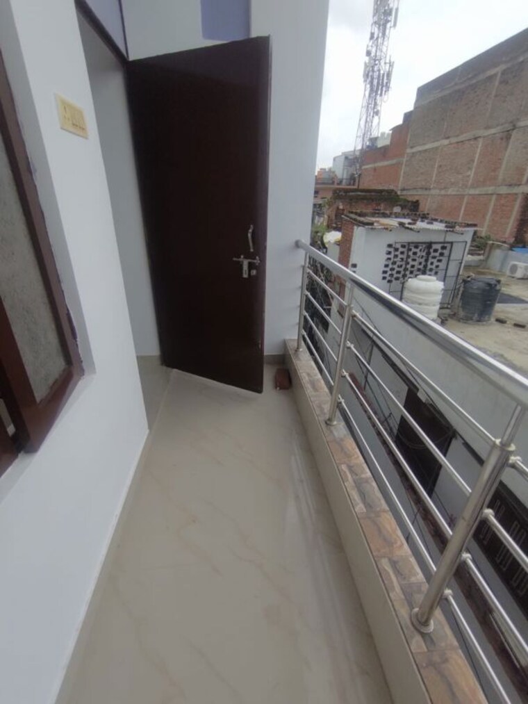 Balcony, rajendra-apartments-chowk 2 Bedroom 1000 Sq.Ft. Builder Floor In Chowk Lucknow 10161103
