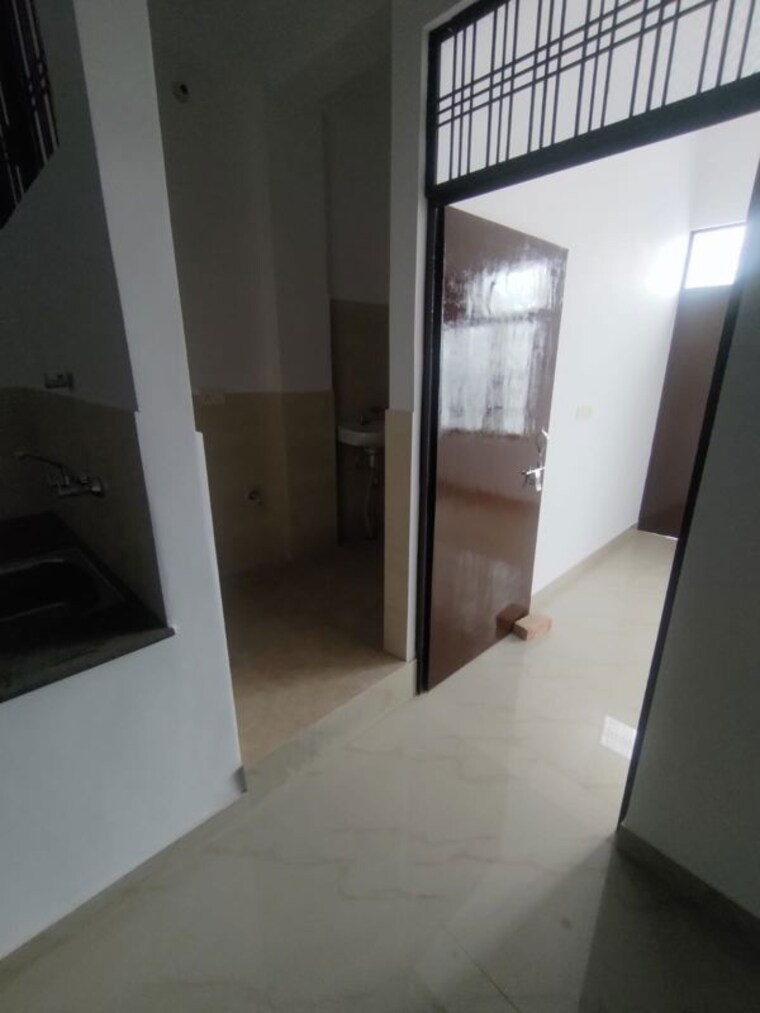 Room, rajendra-apartments-chowk 2 Bedroom 1000 Sq.Ft. Builder Floor In Chowk Lucknow 10161103