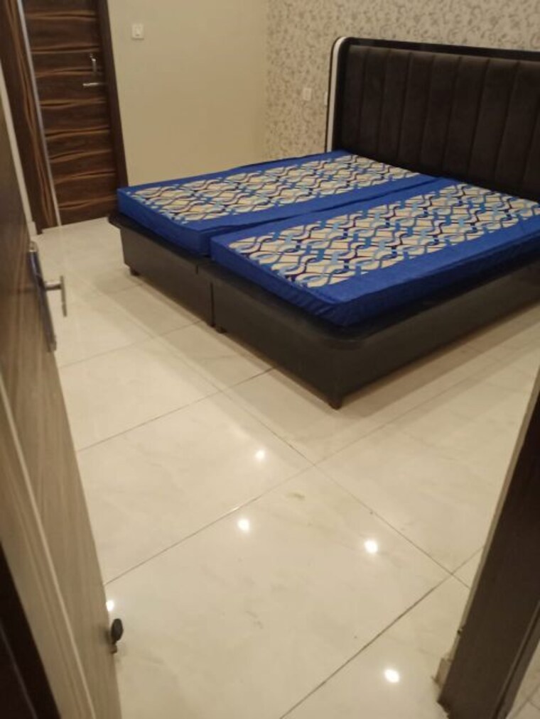Bedroom, sunshine-enclave 3 Bedroom 1350 Sq.Ft. Builder Floor In Vip Road Zirakpur 10161106