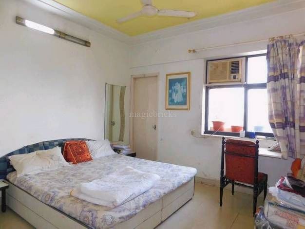 6 BHK Apartment For Sale in Goregaon East