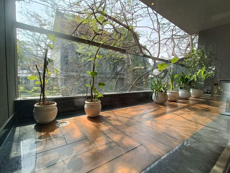 Balcony, greater kailash ii 4 Bedroom 300 Sq.Yd. Builder Floor In Greater Kailash ii Delhi 10161197