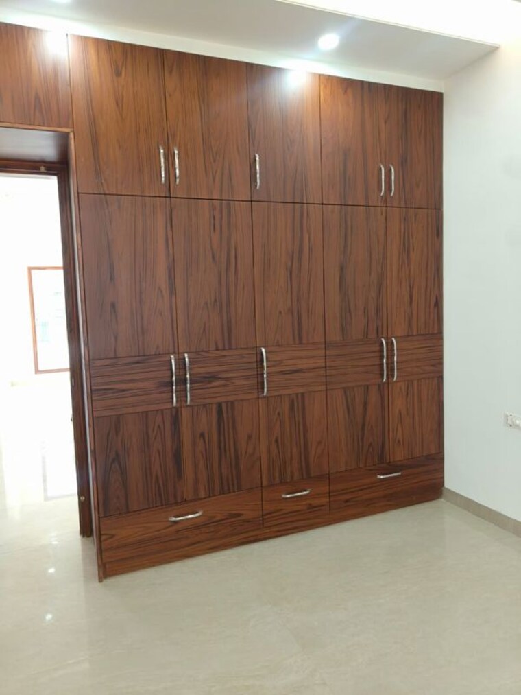 undefined, aerocity 5 Bedroom 200 Sq.Yd. Independent House In Aerocity Mohali 10161311