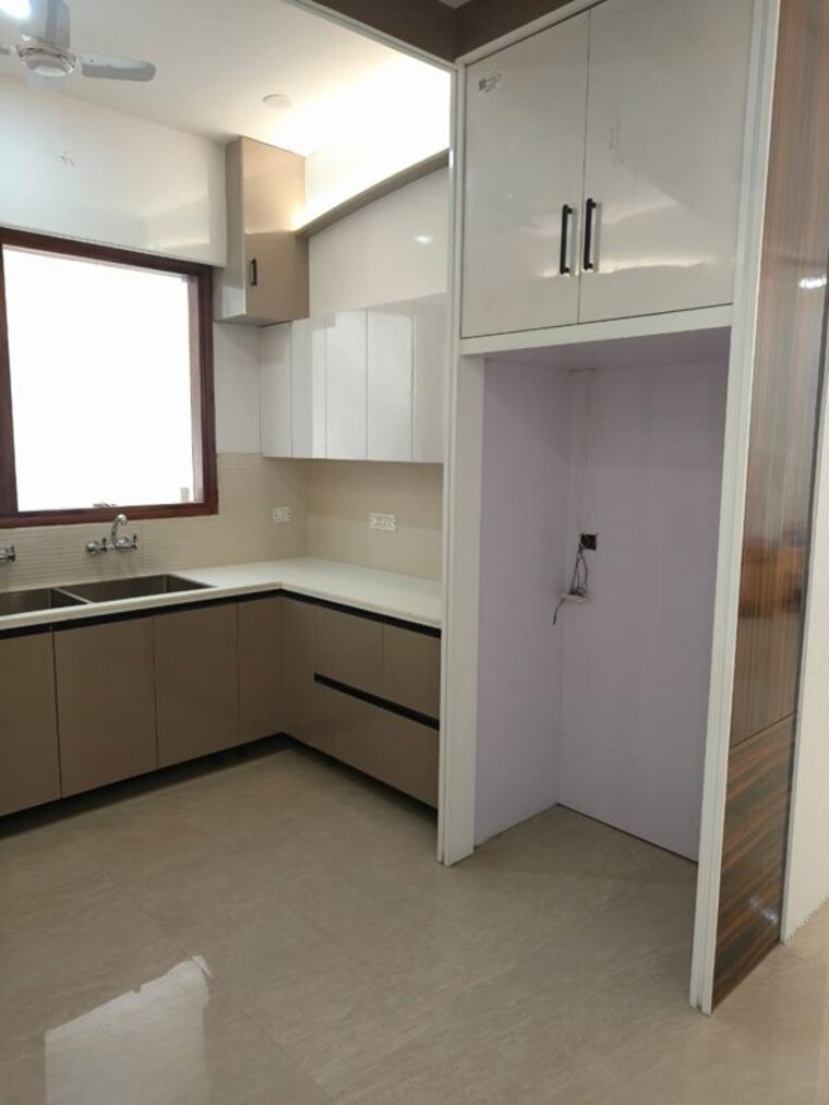 Kitchen, aerocity 5 Bedroom 200 Sq.Yd. Independent House In Aerocity Mohali 10161311