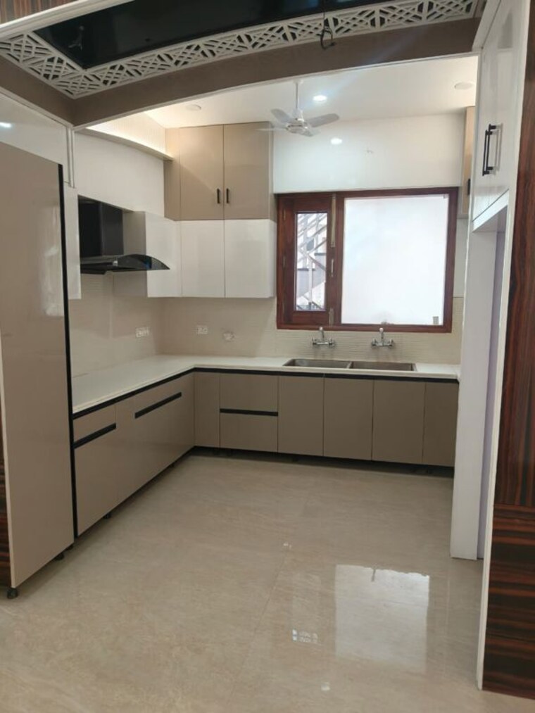 Kitchen, aerocity 5 Bedroom 200 Sq.Yd. Independent House In Aerocity Mohali 10161311