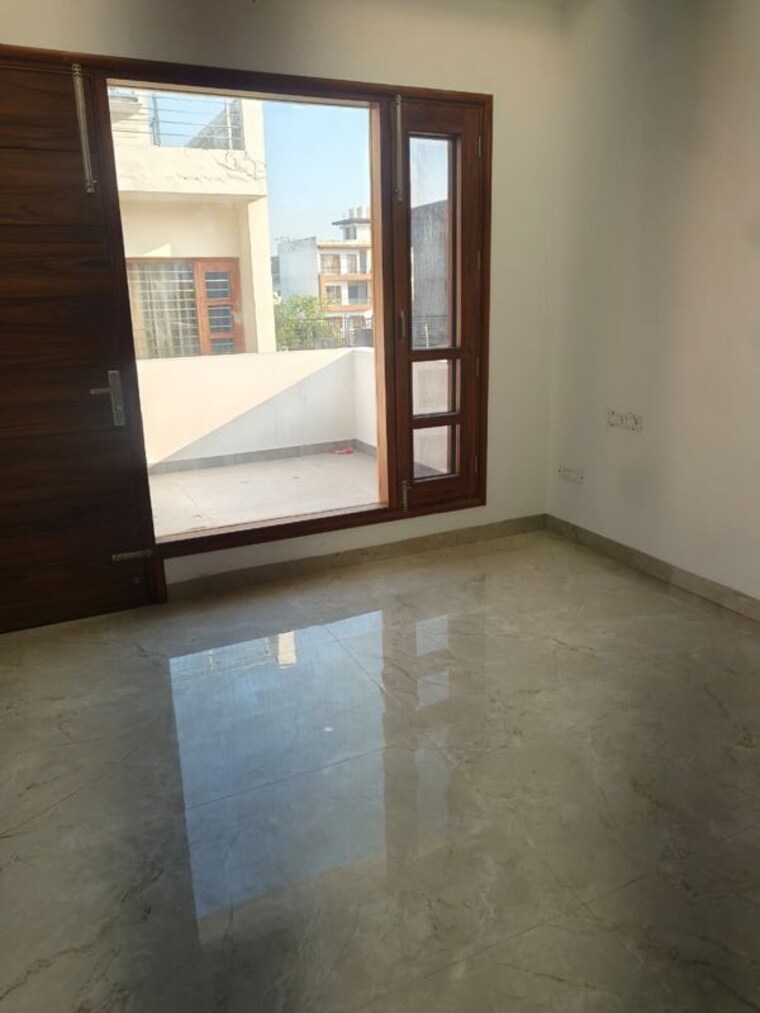 Room, aerocity 5 Bedroom 200 Sq.Yd. Independent House In Aerocity Mohali 10161311