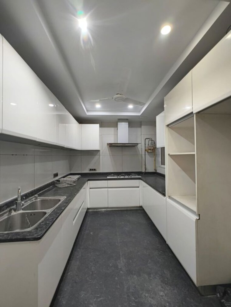 Kitchen, panchsheel enclave 3 Bedroom 265 Sq.Yd. Builder Floor In Panchsheel Enclave Delhi 10161381