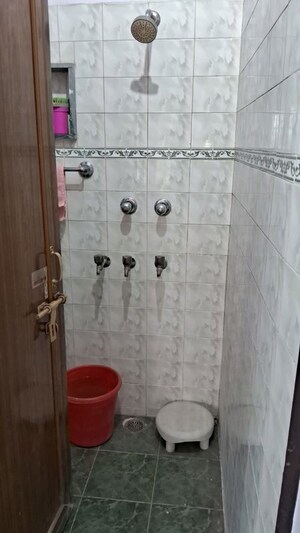 Bathroom in 2 BHK Builder Floor at Orchid Apartments The Mall Avenue, The Mall Avenue – for Rent