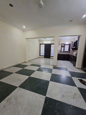 Bedroom in 3 BHK Apartment at Unitech Uniworld Gardens, Sector 47 – for Rent