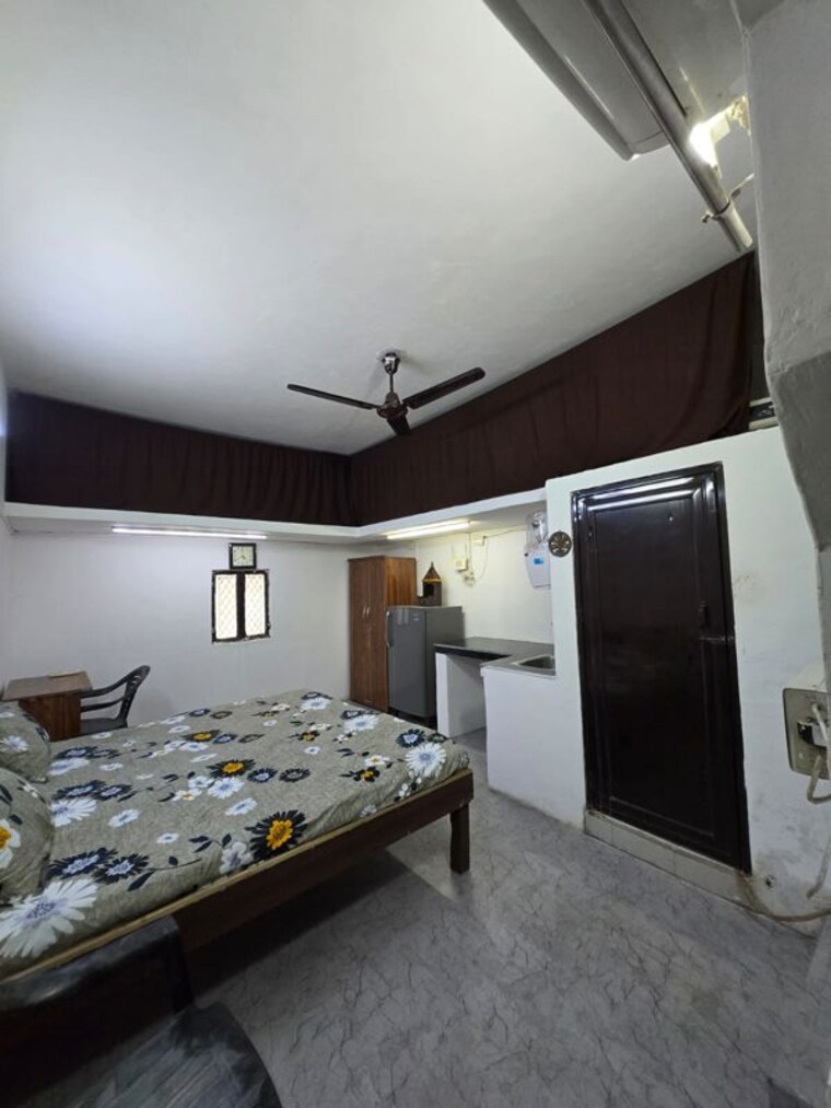 Kitchen, dwarka mor 1 RK 300 Sq.Ft. Builder Floor In Dwarka Mor Delhi 10161558