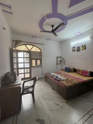 Bedroom in 2 BHK Apartment at RWA Residential Society Sector 46, Sector 46 – for Rent