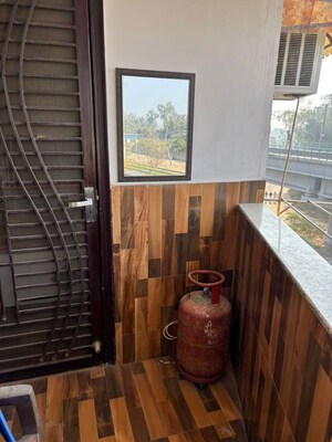 Balcony in 1 BHK Builder Floor at Dwarka Mor – for Rent