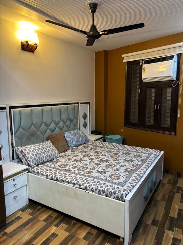 1 BHK Builder Floor For Rent in Dwarka Mor
