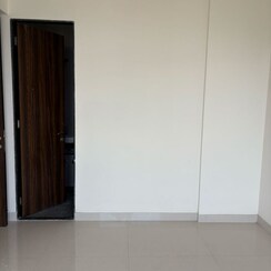 1.5 BHK + Extra Room Apartment For Rent in Sheth Avante