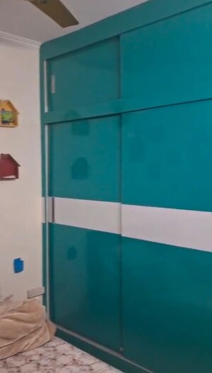 Furnished Amenities in 2 BHK Apartment at Gaur City 7th Avenue, Sector 4 Greater Noida – for Rent