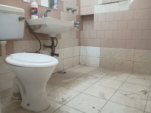 Bathroom in 3 BHK Apartment at Vasant Kunj – for Rent