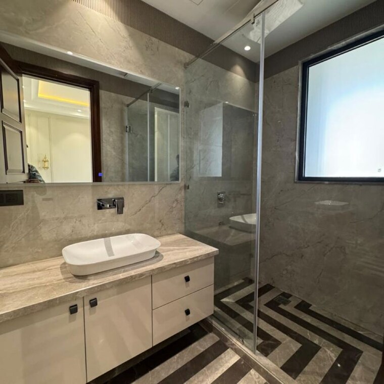 Kitchen, ss-the-lilac 3 Bedroom 466 Sq.Yd. Builder Floor In Sector 49 Gurgaon 10161955