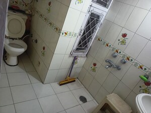 Master Bedroom in 1 BHK Builder Floor at Green Park Extension – for Rent