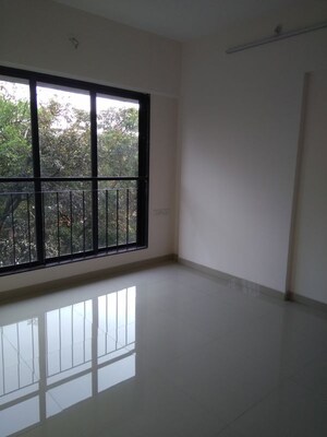 Room in 2 BHK Apartment at Eco Winds, Bhandup West – for Sale
