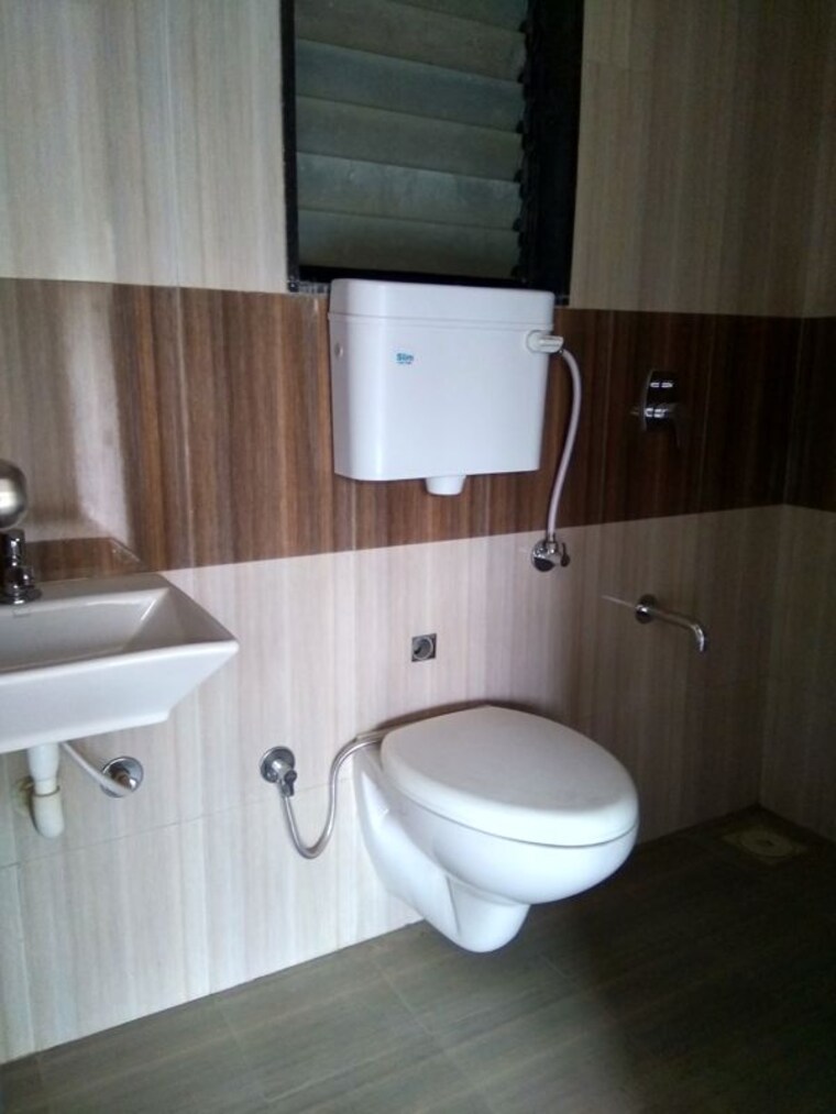 Bathroom, eco-winds 2 Bedroom 601 Sq.Ft. Apartment In Bhandup West Mumbai 10161961