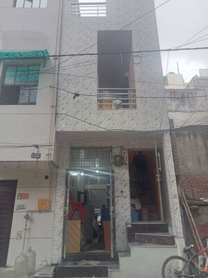 1 BHK Independent House For Sale in Burari