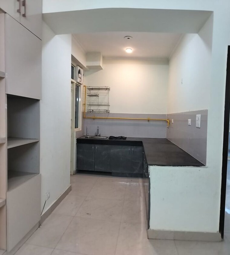 Kitchen, gaur-city-2-11th-avenue 3 Bedroom 1420 Sq.Ft. Apartment In Sector 16c Greater Noida Greater Noida 10162084