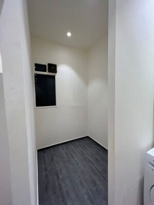 Bathroom in 1 BHK Apartment at Rustomjee Bella Phase 1, Bhandup West – for Sale