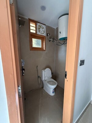 Bathroom in 1 BHK Apartment at Saket – for Rent