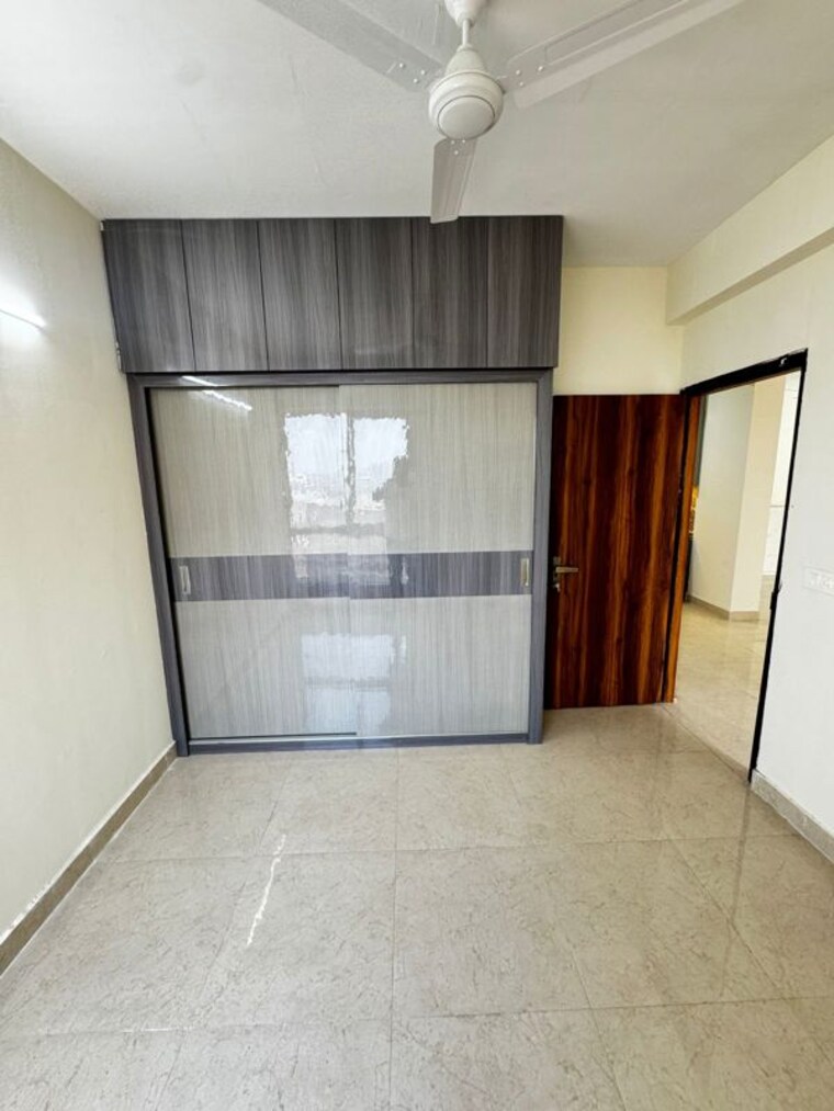 Room, signature-the-millennia-2 2 Bedroom 625 Sq.Ft. Apartment In Sector 37d Gurgaon 10162277