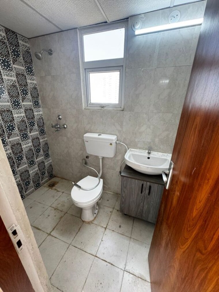Bathroom, signature-the-millennia-2 2 Bedroom 625 Sq.Ft. Apartment In Sector 37d Gurgaon 10162277
