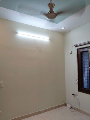 Room in 1 BHK Builder Floor at Spazedge, Sector 47 – for Rent