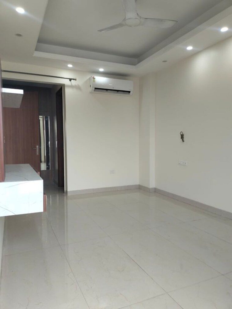 Room, dlf-city-phase-iv 4 Bedroom 3200 Sq.Ft. Builder Floor In Dlf Phase iv Gurgaon 10162442