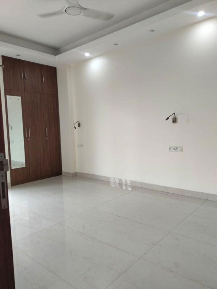 Room, dlf-city-phase-iv 4 Bedroom 3200 Sq.Ft. Builder Floor In Dlf Phase iv Gurgaon 10162442