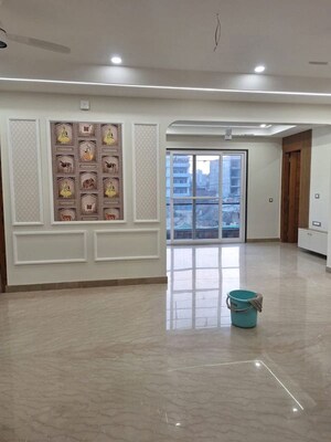 2 BHK Apartment For Rent in Saket