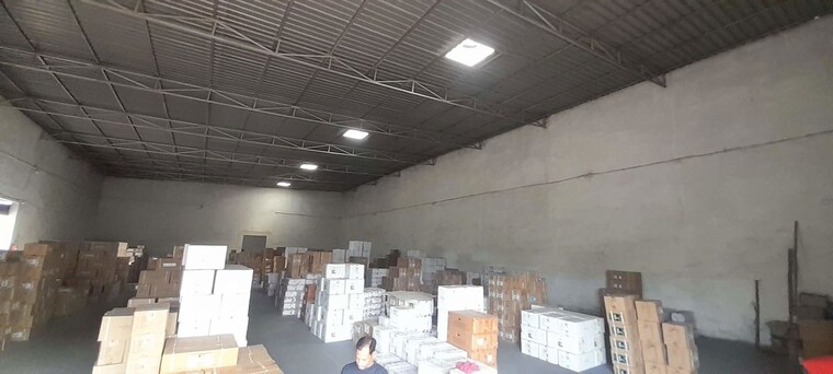 Bathroom, bhanpuri Commercial Warehouse 10000 Sq.Ft. In Bhanpuri Raipur 10162433