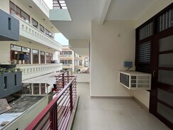3 BHK + Pooja Room,Servant Room,Study Room Builder Floor For Rent in Spazedge