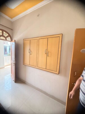 Room in  Pg at Gomti Nagar – for Rent