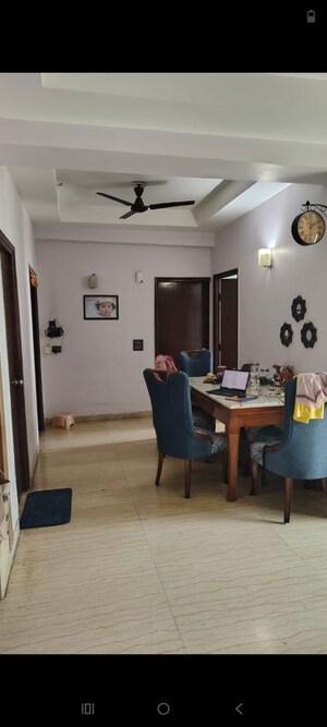 Gym in 2.5 BHK Apartment at Mahagun Moderne, Sector 78 – for Rent