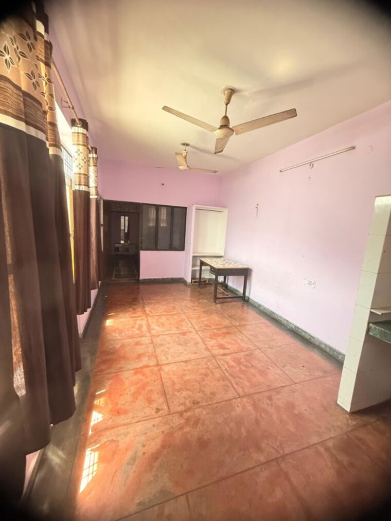 Room, gomti nagar Pg For Girls In Gomti Nagar 10162541