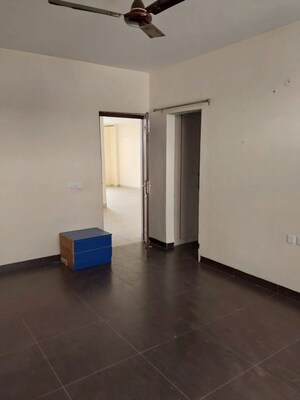 Room in 2 BHK Builder Floor at Wave City, Wave City – for Sale