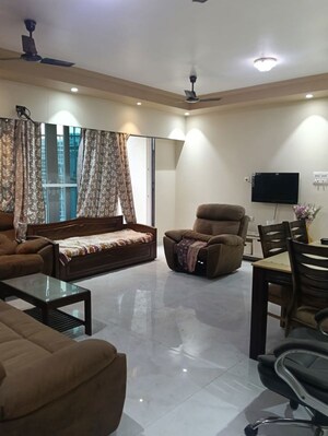 Living Room in 4 BHK Apartment at Kharghar – for Rent
