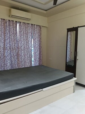 Bedroom in 4 BHK Apartment at Kharghar – for Rent