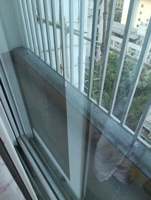 Balcony in 4 BHK Apartment at Kharghar – for Rent