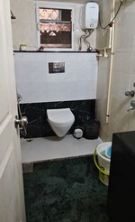 2 BHK + Servant Room 800 Sq.Ft. Apartment in Swastik Park CHS